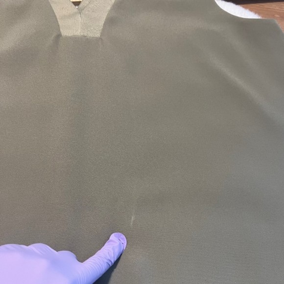 Lisa Rinna Collection Olive Green Polyester V-Neck Split Back SL Blouse Sz Large - Picture 5 of 10